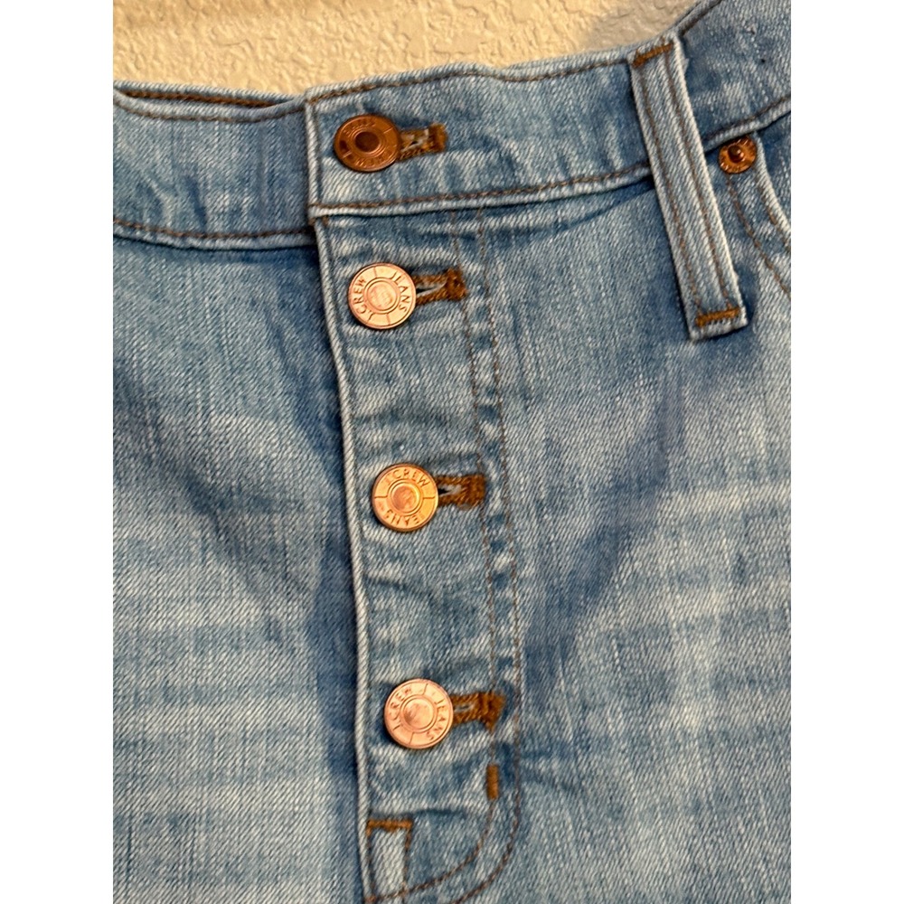 J.Crew Jeans High Rise Denim Shorts Light Wash Button Fly Frayed Hem Size 32 - Picture 5 of 6